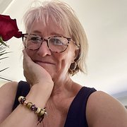 House Sitter - Retired Professional