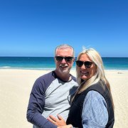 House Sitter - Empty Nesters/Full-time Stters