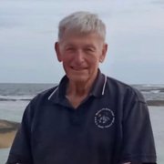 House Sitter - Experienced property minding couple 