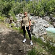 House Sitter - Bronnie