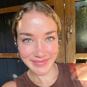 House Sitter - Mature & friendly female house sitter