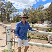 House Sitter - Justin