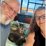 House Sitter - Friendly & Caring retired couple