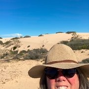 House Sitter - Mature woman looking to explore Victoria