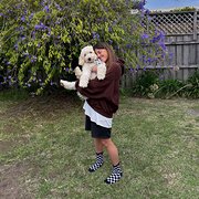 House Sitter - Active, flexible, and caring pet sitter