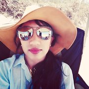 House Sitter - Making friends with animals !!