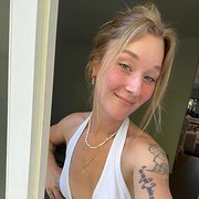 House Sitter - Confident and caring pet sitter