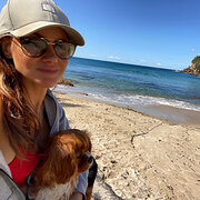 House Sitter - Responsible, calm, solo female traveler