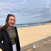 House Sitter - Kayla