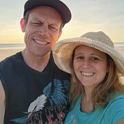 House Sitter - Friendly Family Sitters