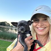 House Sitter - Lucinda