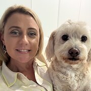 House Sitter - Elaine 