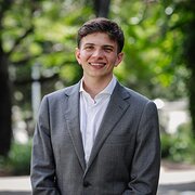 House Sitter - Part Time Comedian, Full Time Pet Lover