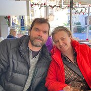 House Sitter - Tidy, responsible empty nesters