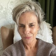 House Sitter - House Proud