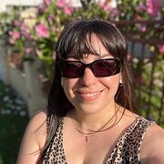 House Sitter - Emily G