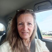 House Sitter - Debby