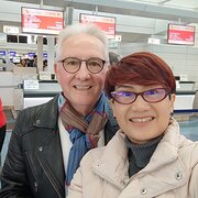 House Sitter - Fit & healthy dedicated animal lovers.