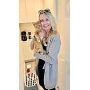 House Sitter - The Cat Lady - 30+ years experience