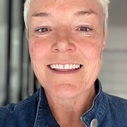 House Sitter - Happy House Sitter