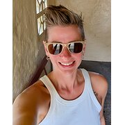 House Sitter - Pet Lover - Easy going, I love dog parks