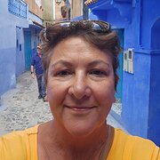 House Sitter - Carla