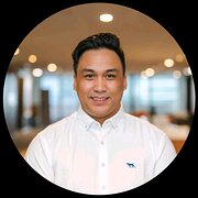 House Sitter - Guiliano Gonzalez 