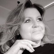 House Sitter - Home Owner/Interior Designer/Airbnb Host