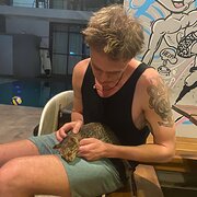 House Sitter - Maciej - Your Home's Best Friend