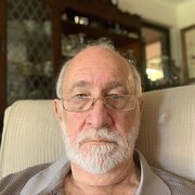 House Sitter - Explorer