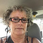 House Sitter - Lady Jane