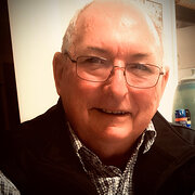 House Sitter - Paul and Evert Profiles