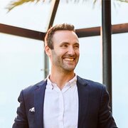 House Sitter - Reliable & Respectful House Sitter