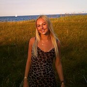 House Sitter - Loving Pet Sitter