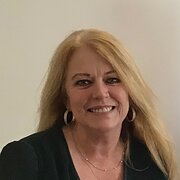 House Sitter - Gayle