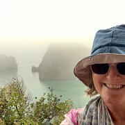 House Sitter - Lisa - reliable and kind animal carer