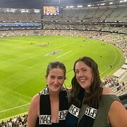 House Sitter - Megan & Alice