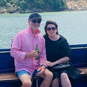 House Sitter - Mr and Mrs