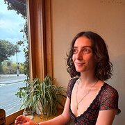 House Sitter - Julia 