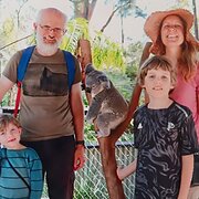 House Sitter - Friendly family