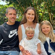 House Sitter - Pet Loving family | WFH