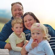 House Sitter - Young Family who love pets! 