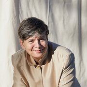 House Sitter - Capable, responsible and caring