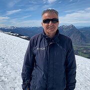 House Sitter - Professionally Employed Male