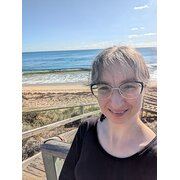 House Sitter - Quiet, relaxed house and pet sitter 