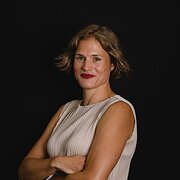 House Sitter - Sally House & Pet Sitting