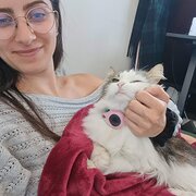 House Sitter - Trusted Home & Pet Sitter: Elena 