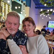 House Sitter - I Love All Animals