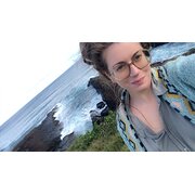 House Sitter - Shanice Solo Traveler-House & pet sitter