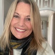 House Sitter - Jenni 